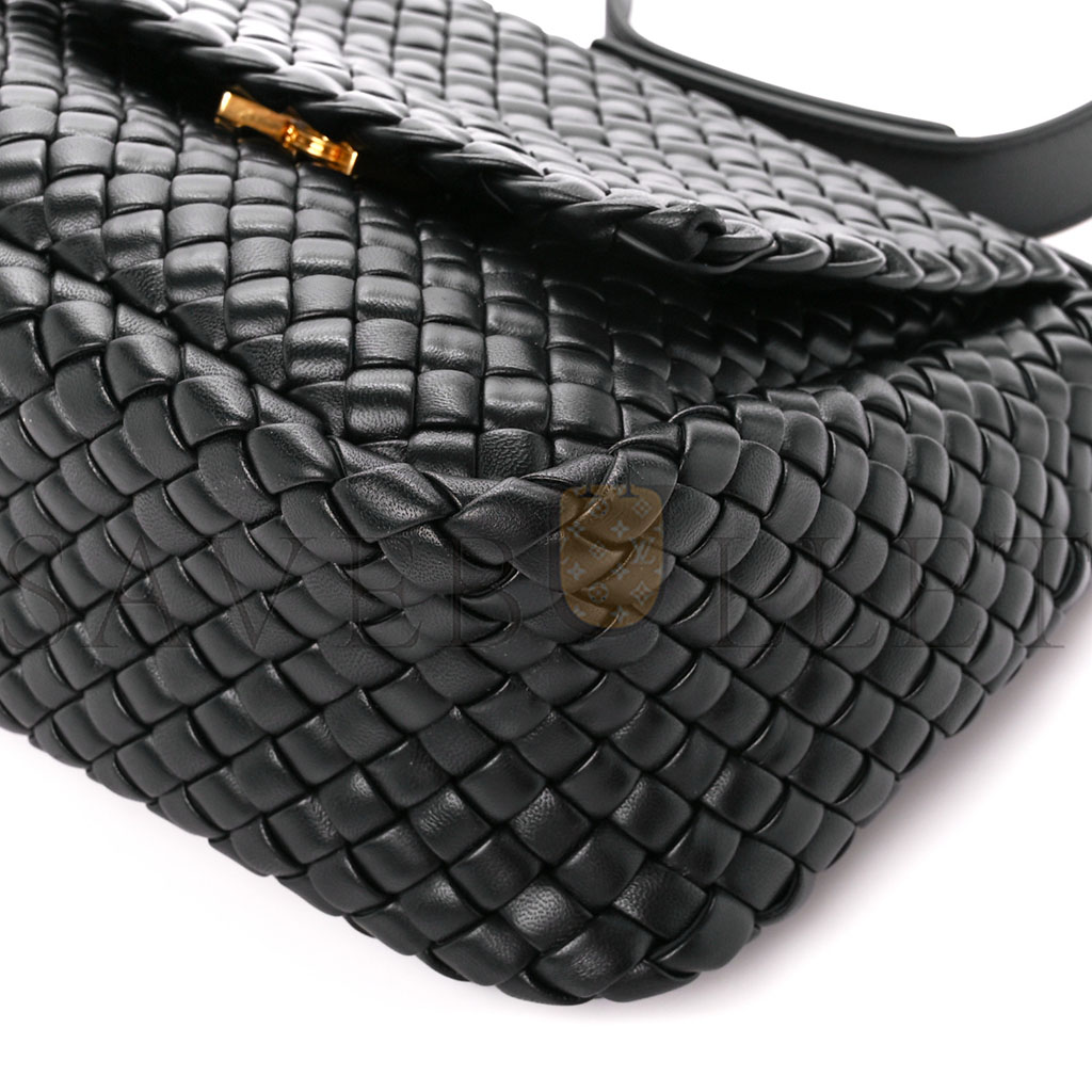 BOTTEGA VENETA NAPPA INTRECCIATO SMALL COBBLE SHOULDER BAG BLACK (26*21*9cm) BOTTEGA VENETA NAPPA INTRECCIATO SMALL COBBLE SHOULDER BAG BLACK (26*21*9cm)